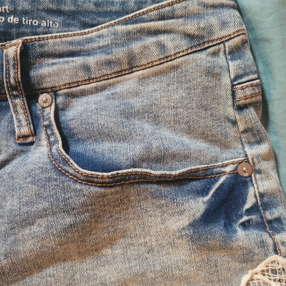 High Rise Lace Shorts (Light Blue Wash) - Picture 7 of 14